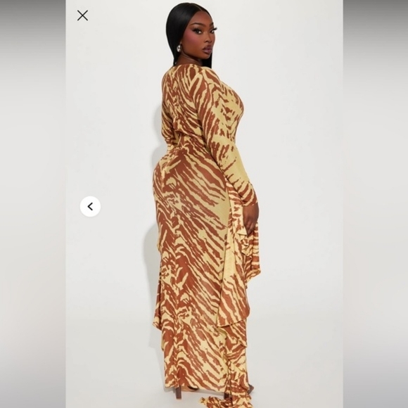 NWT/ Fashion Nova Run Wild Mesh Maxi Dress - Yellow/combo Med - Picture 3 of 11